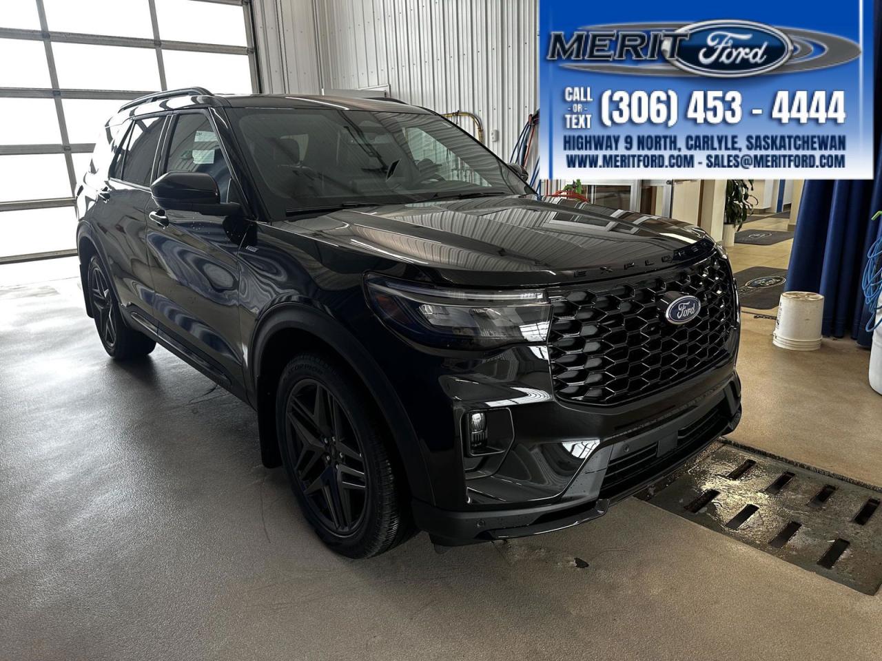 2025 Ford Explorer ST-Line - With Tow Package + Photo5