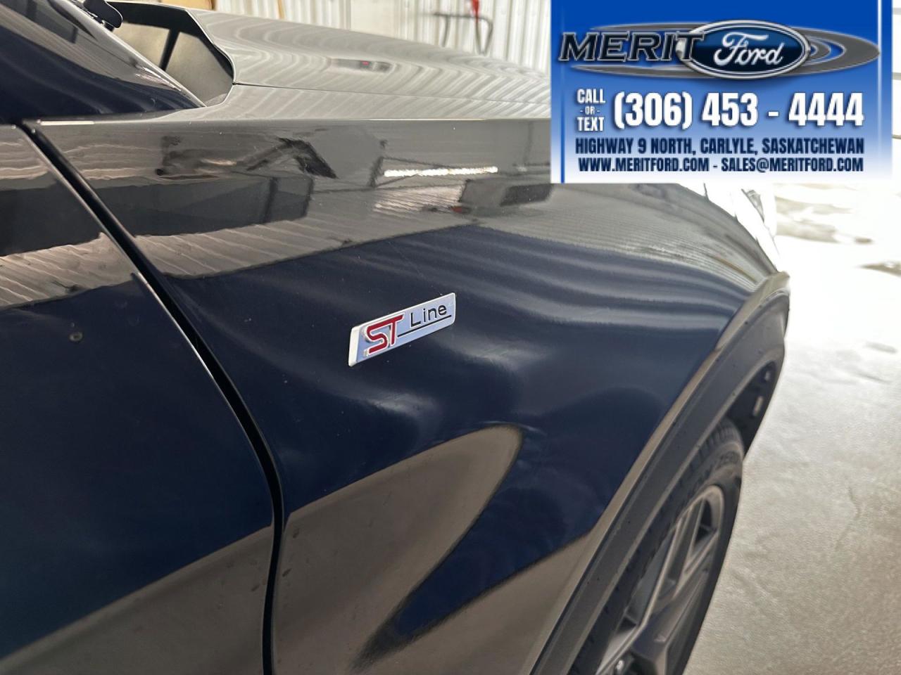 2025 Ford Explorer ST-Line - With Tow Package + Photo5