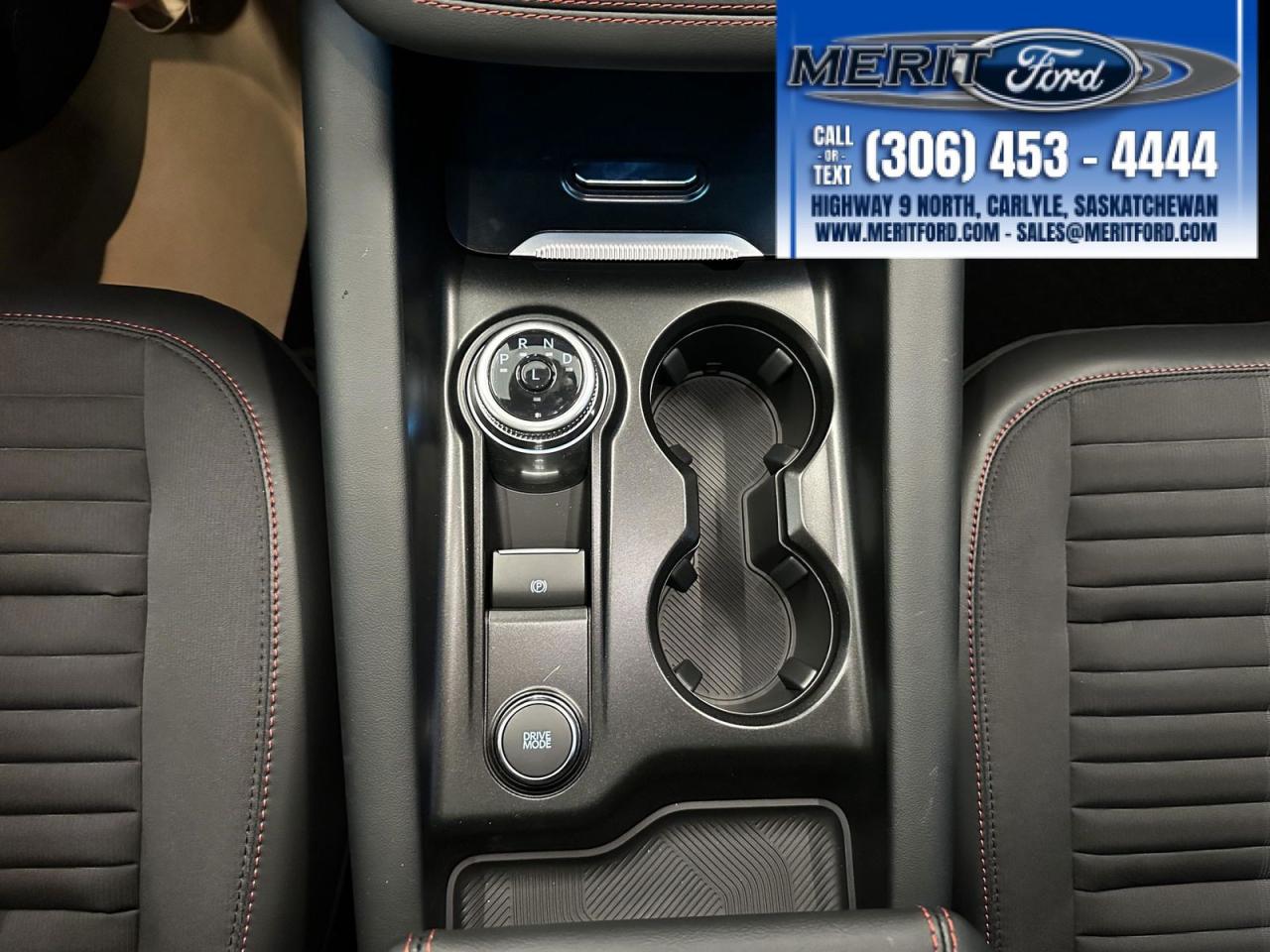 2025 Ford Explorer ST-Line - With Tow Package + Photo5