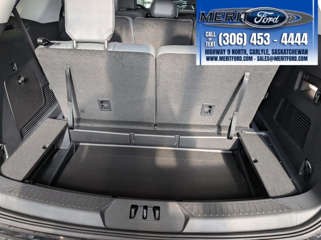 2025 Ford Explorer Active - 8 Seat, Remote Start+ Photo4