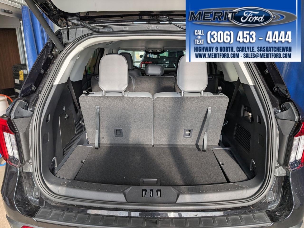 2025 Ford Explorer Active - 8 Seat, Remote Start+ Photo5