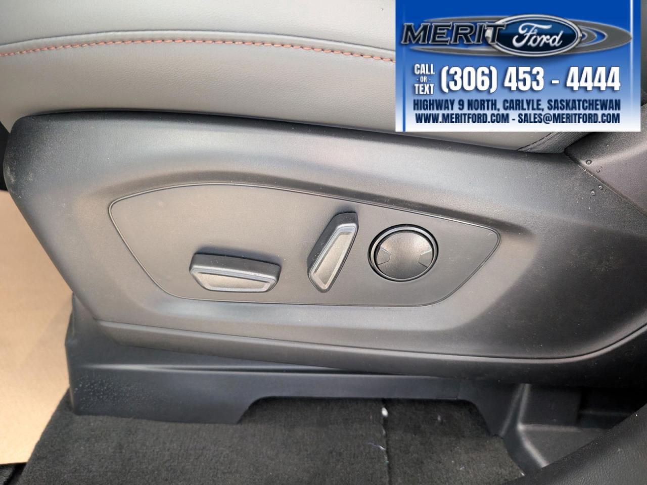 2025 Ford Explorer Active - 8 Seat, Remote Start+ Photo5