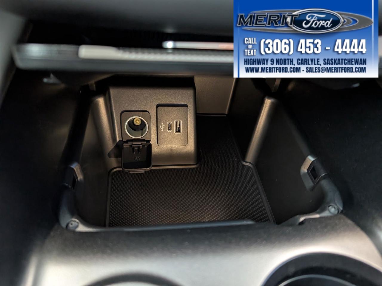 2025 Ford Explorer Active - 8 Seat, Remote Start+ Photo5