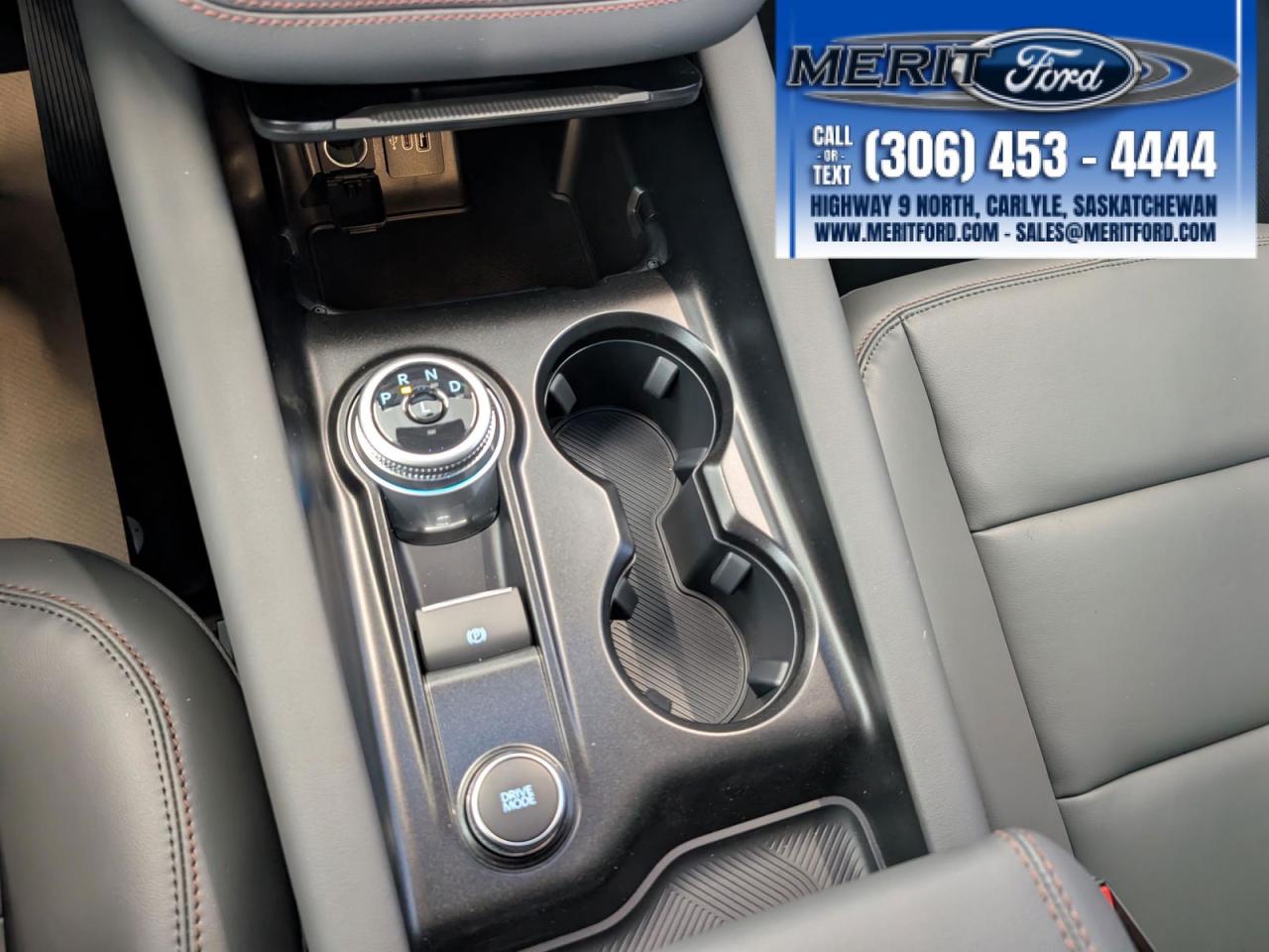 2025 Ford Explorer Active - 8 Seat, Remote Start+ Photo5