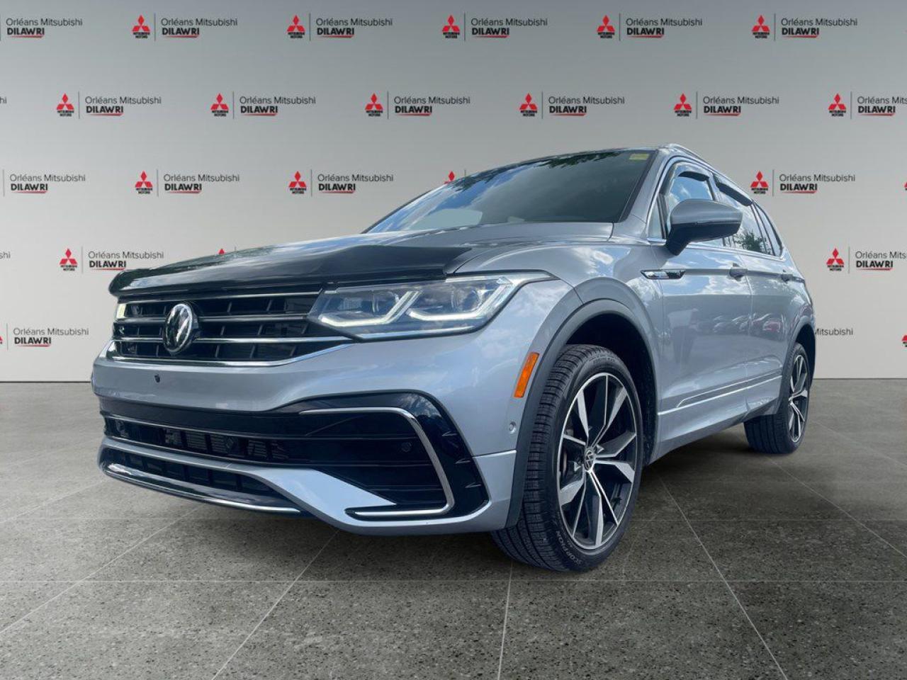 Used 2024 Volkswagen Tiguan HIGHLINE R-LINE 4MOTION for sale in Orléans, ON