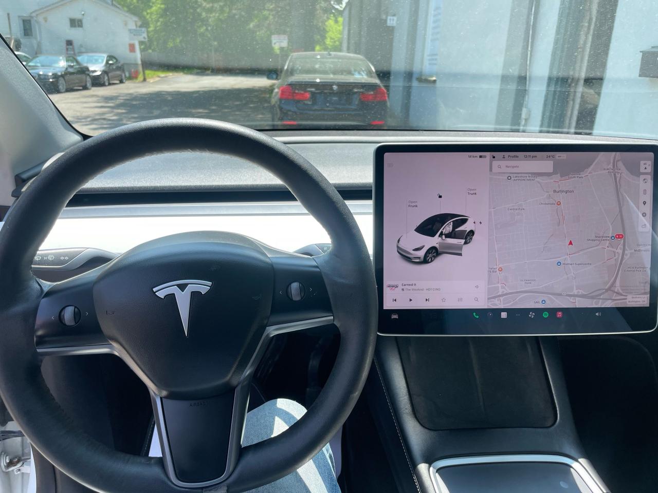 2022 Tesla Model Y LONG RANGE - Photo #12