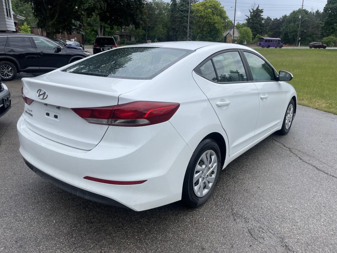 2017 Hyundai Elantra LE - Photo #7