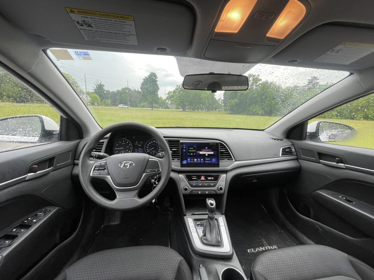 2017 Hyundai Elantra LE - Photo #14