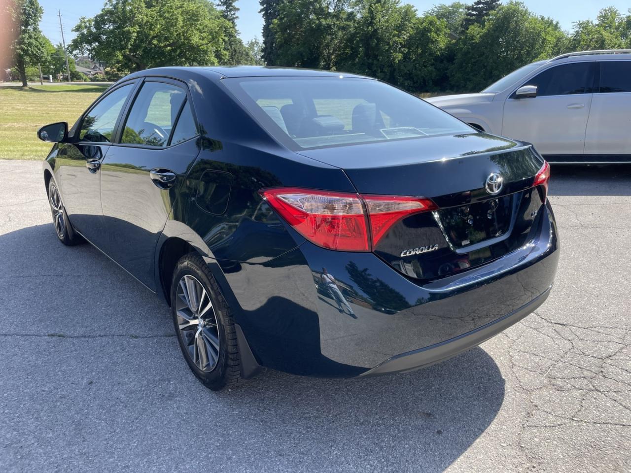 2017 Toyota Corolla LE - Photo #3