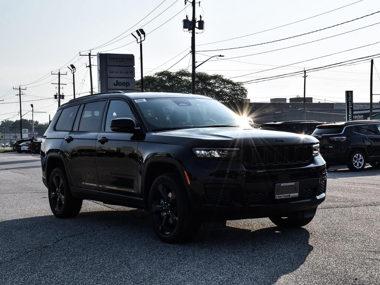 2025 Jeep Grand Cherokee L  Photo4