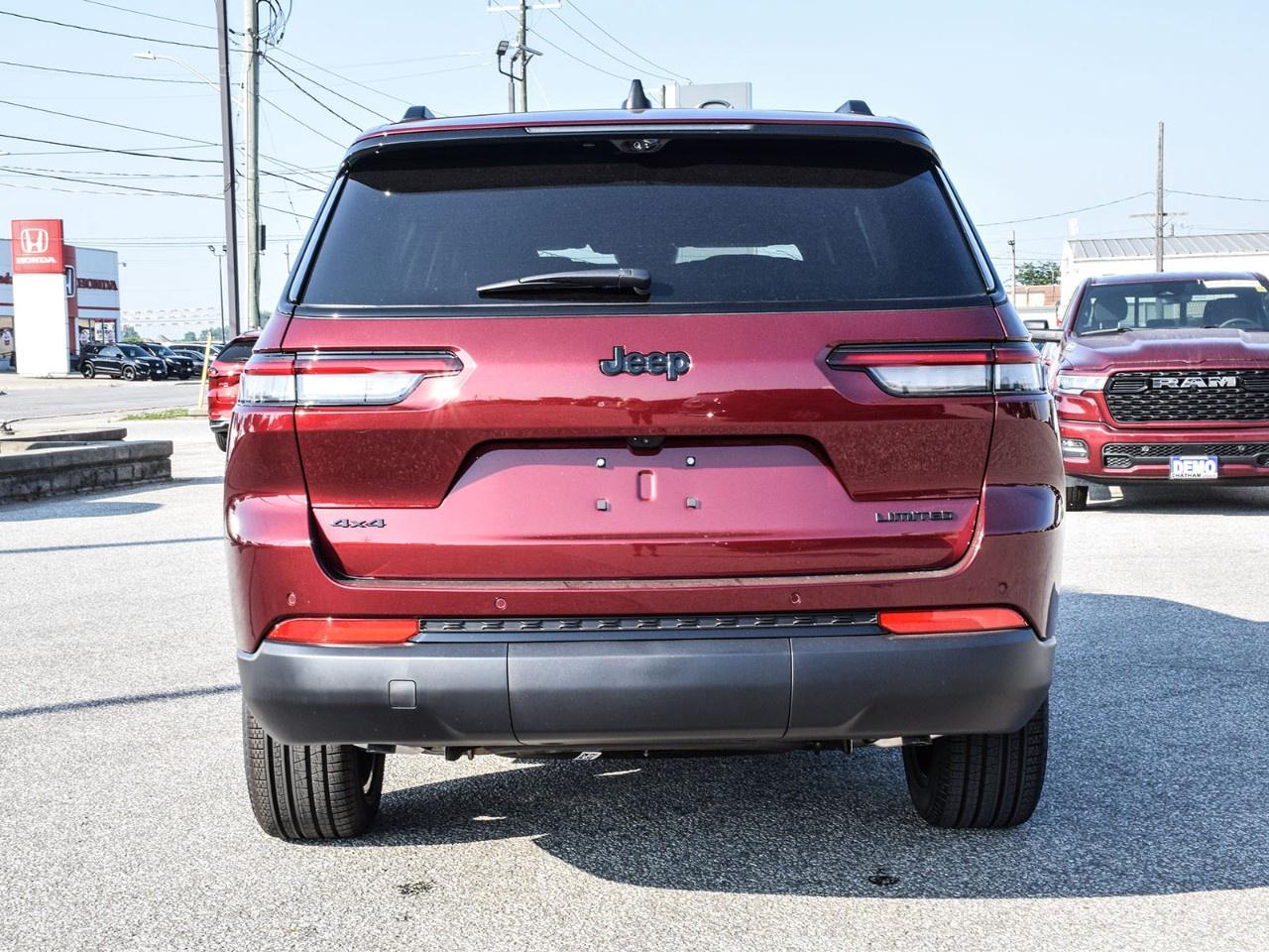 2025 Jeep Grand Cherokee L Limited 4x4 Photo2