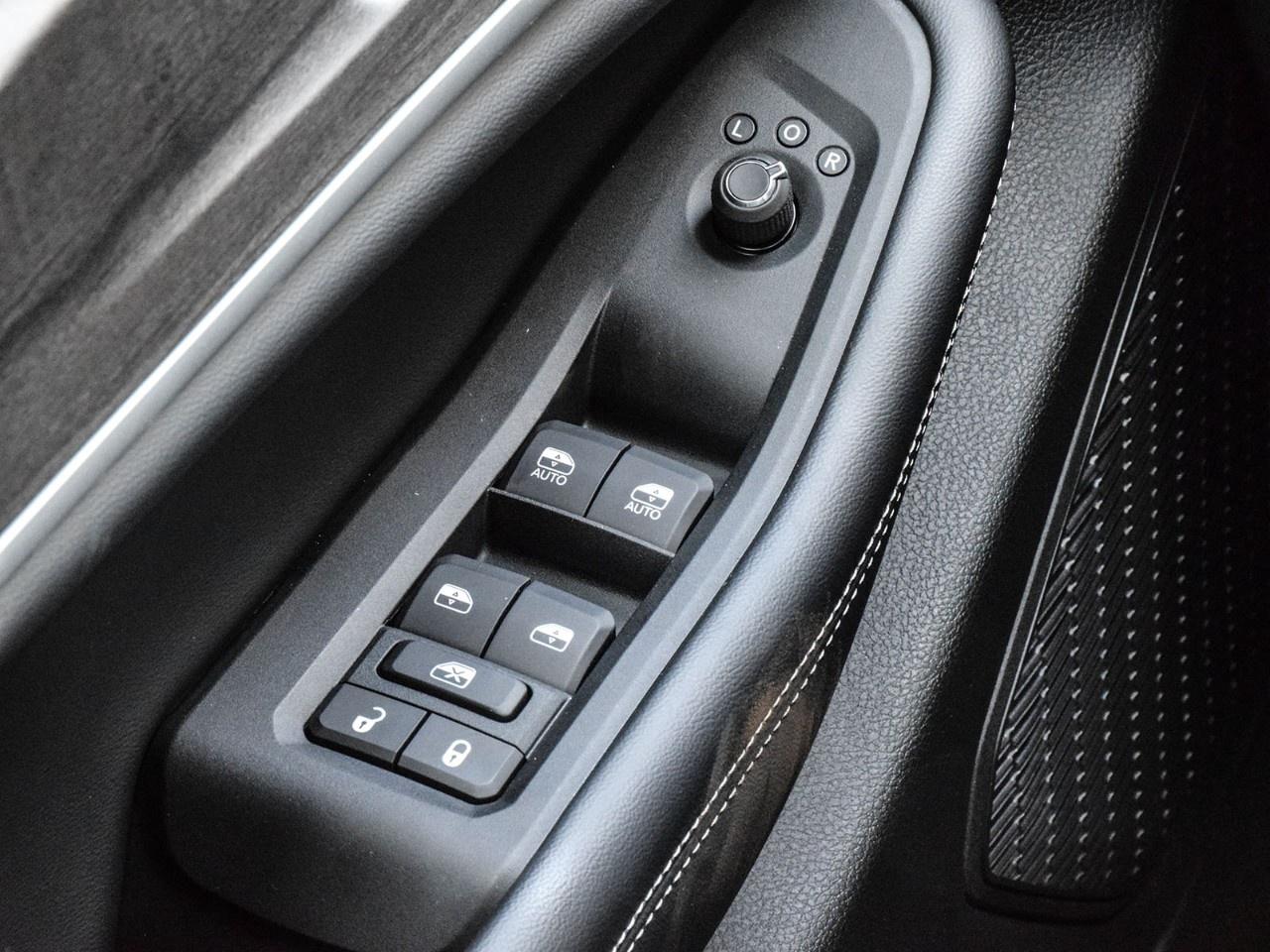 2025 Jeep Grand Cherokee L Limited 4x4 Photo