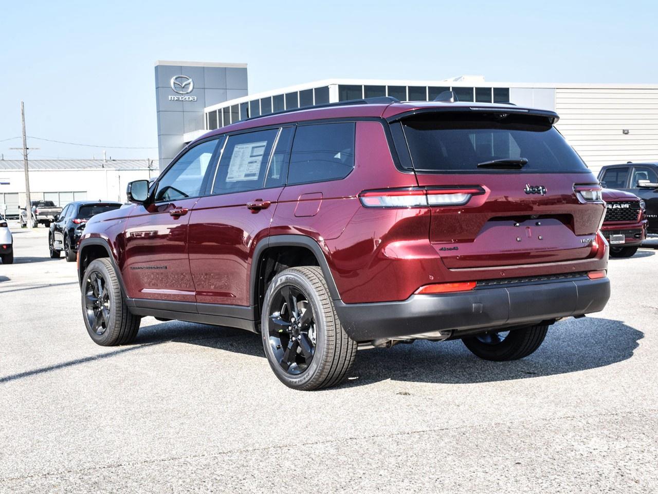 2025 Jeep Grand Cherokee L Limited 4x4 Photo