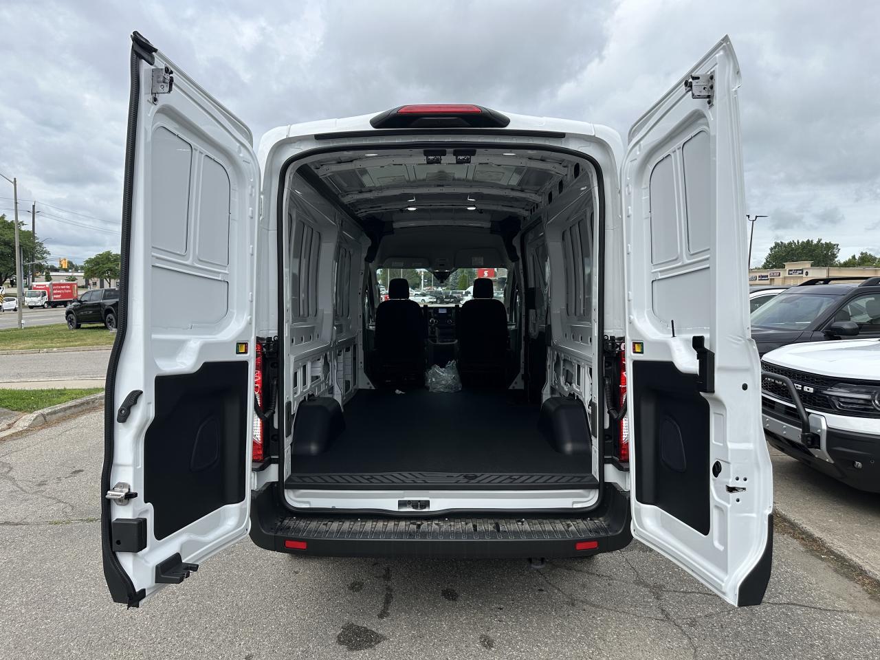 2025 Ford Transit Cargo Van Photo