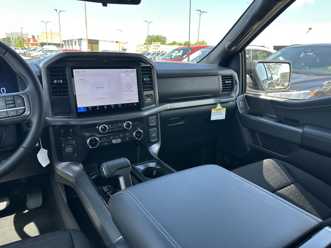 2025 Ford F-150 XLT Photo