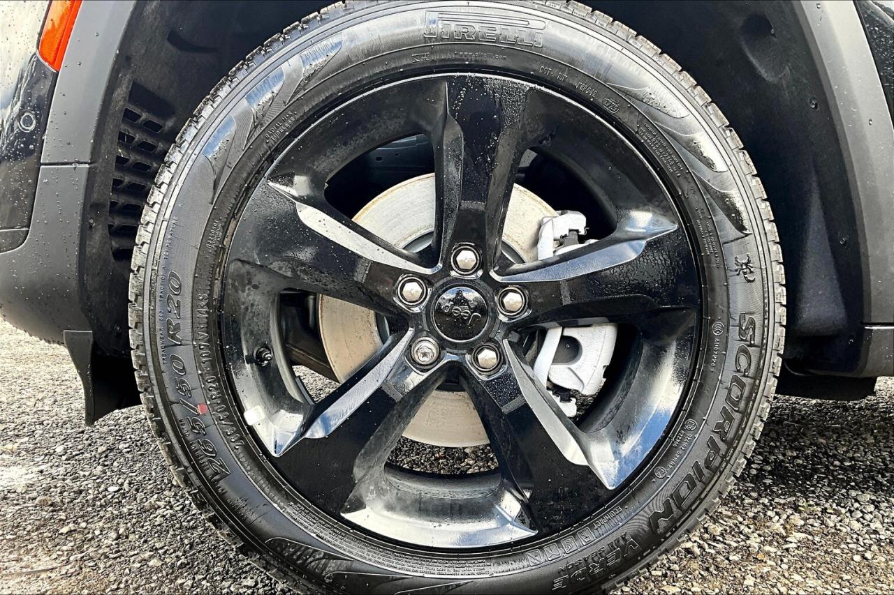 2025 Jeep Grand Cherokee L LIMITED | Black App Pkg | Pano Roof | LuxTech 2 Photo