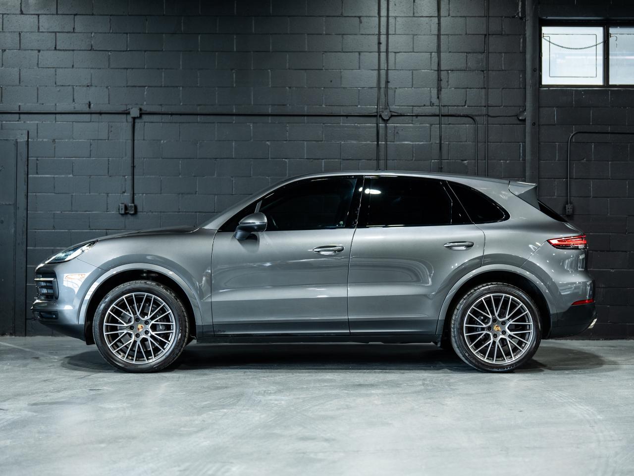 2023 Porsche Cayenne PANO/BOSE/360CAM/LANE ASSIST/CLEAN CARFAX Photo3