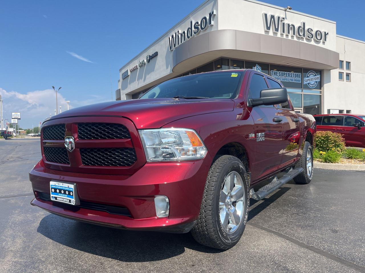 Used 2018 RAM 1500 5.7L V8 / BACKUP CAM / BLUETOOTH / CLASS IV HITCH for sale in Windsor, ON