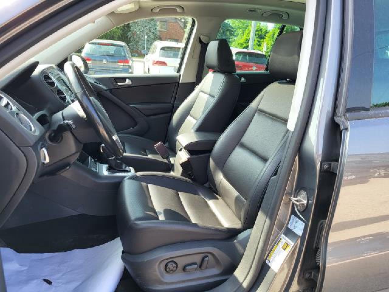 2017 Volkswagen Tiguan Wolfsburg Edition Photo10