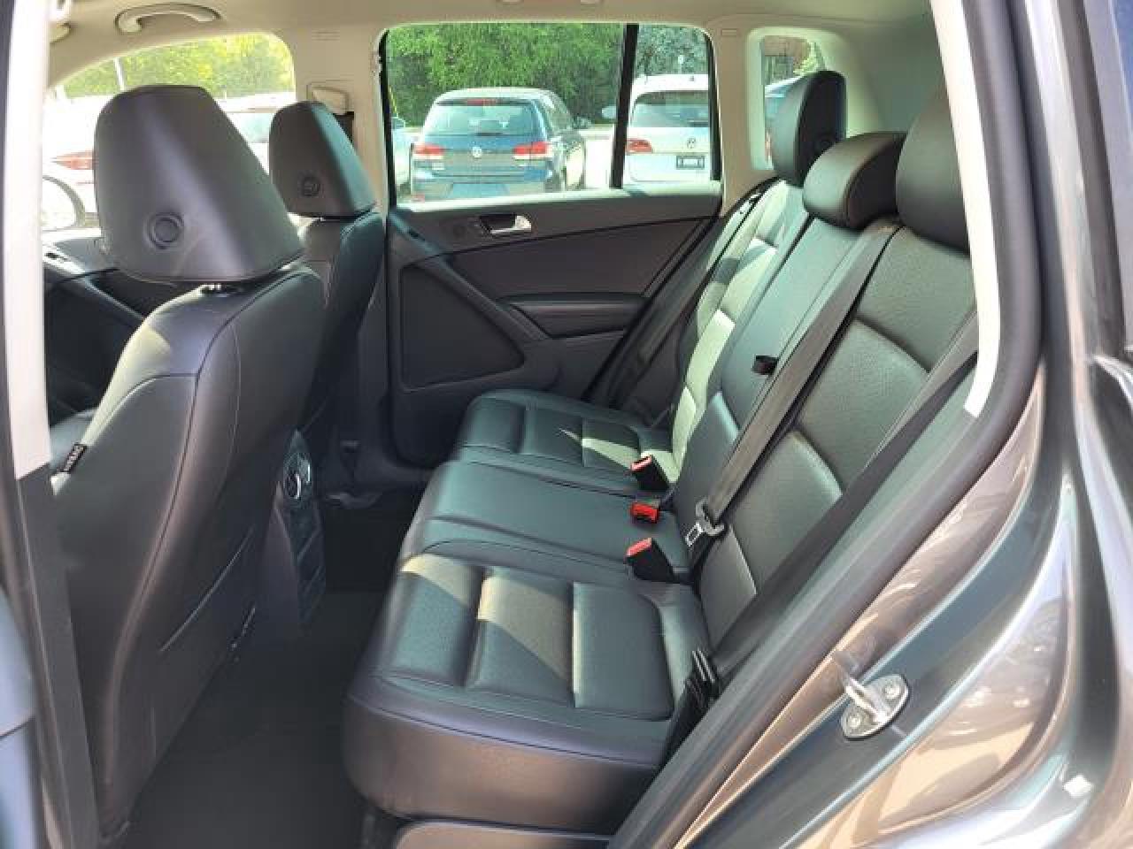 2017 Volkswagen Tiguan Wolfsburg Edition Photo16