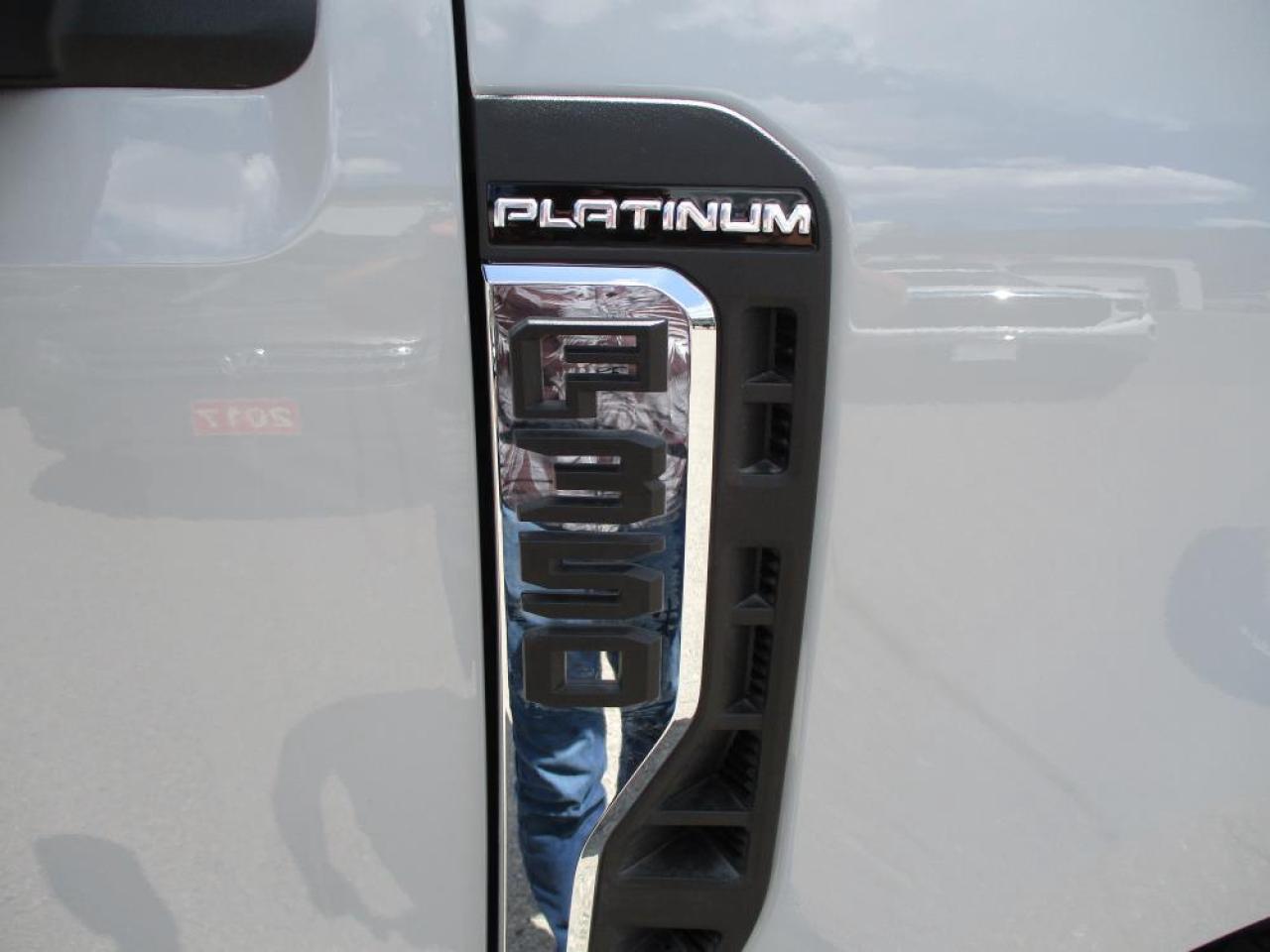 2025 Ford F-350 SD CREW PLATINUM PLUS H.O. Photo6