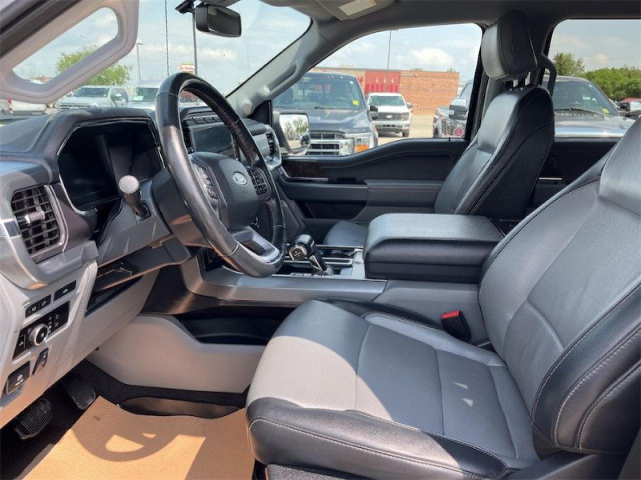 2023 Ford F-150 Lariat  - Leather Seats -  Cooled Seats Photo5