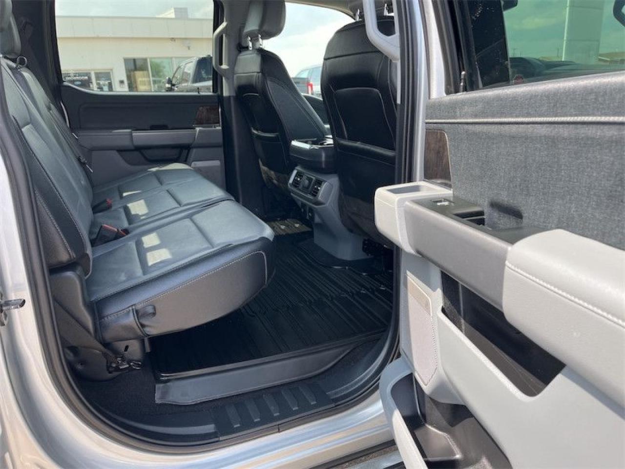 2023 Ford F-150 Lariat  - Leather Seats -  Cooled Seats Photo5