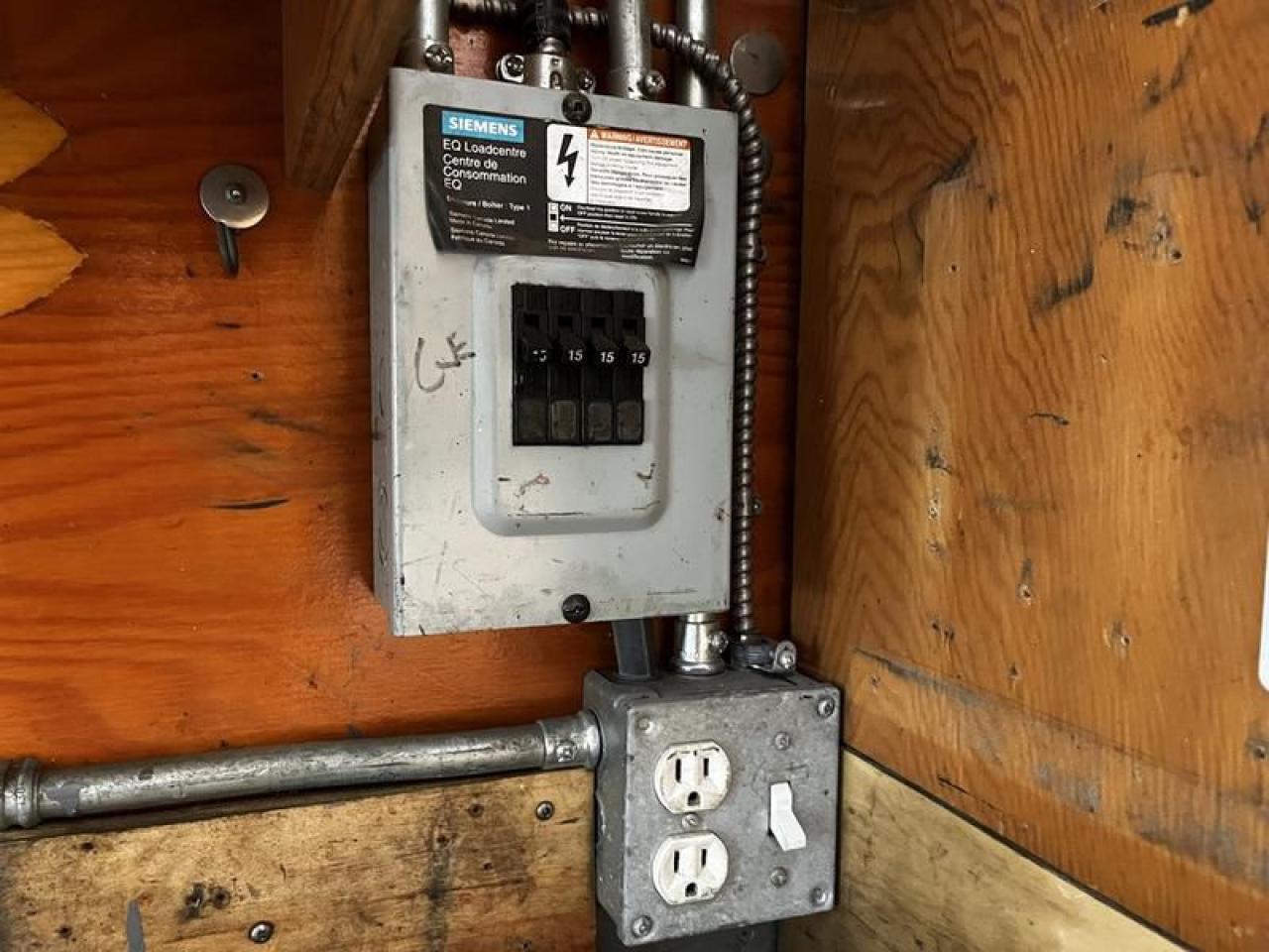 12643902