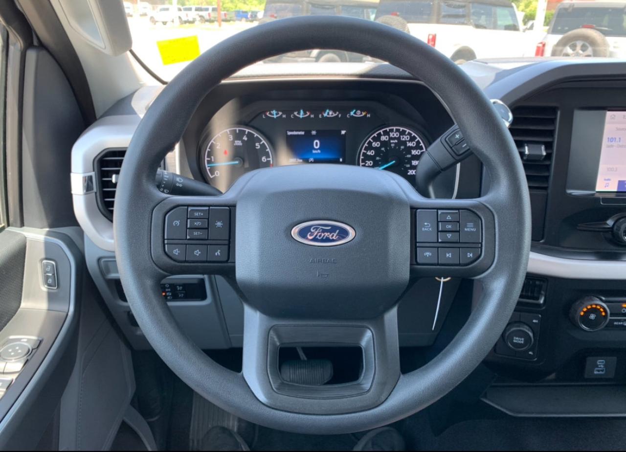 2023 Ford F-150 SUPERCREW XLT Photo