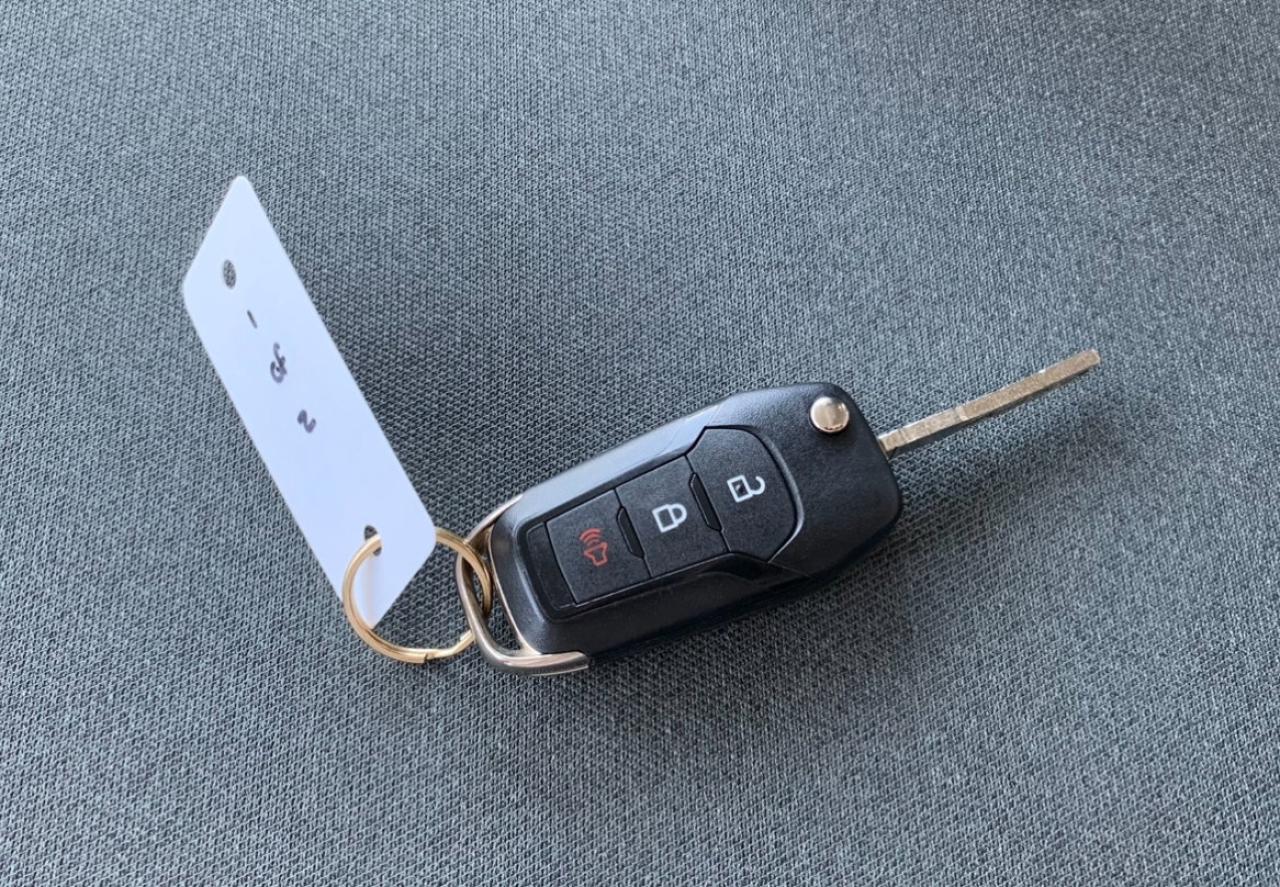 2023 Ford F-150 SUPERCREW XLT Photo