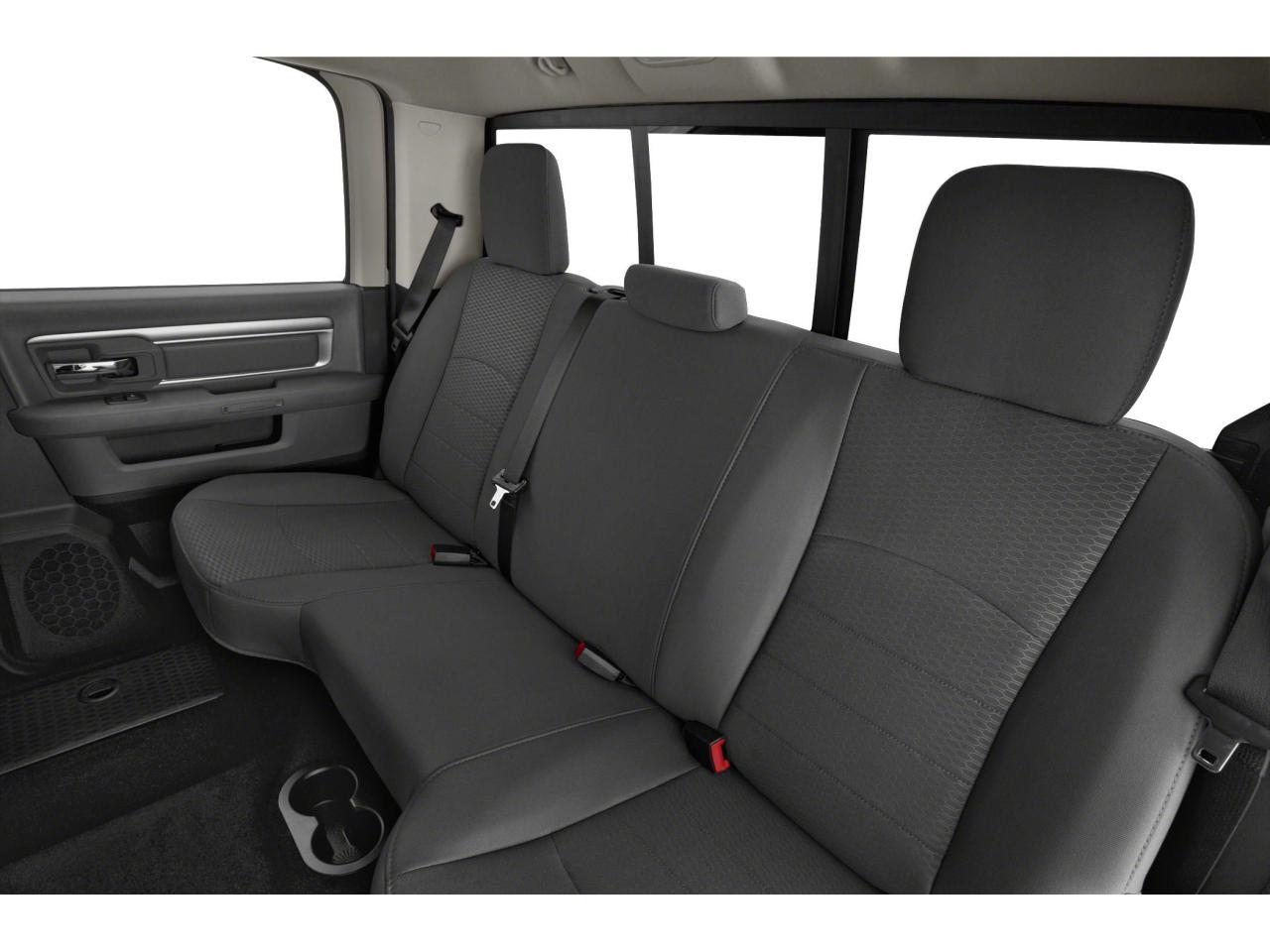 2023 RAM 1500 Classic WARLOCK Photo5
