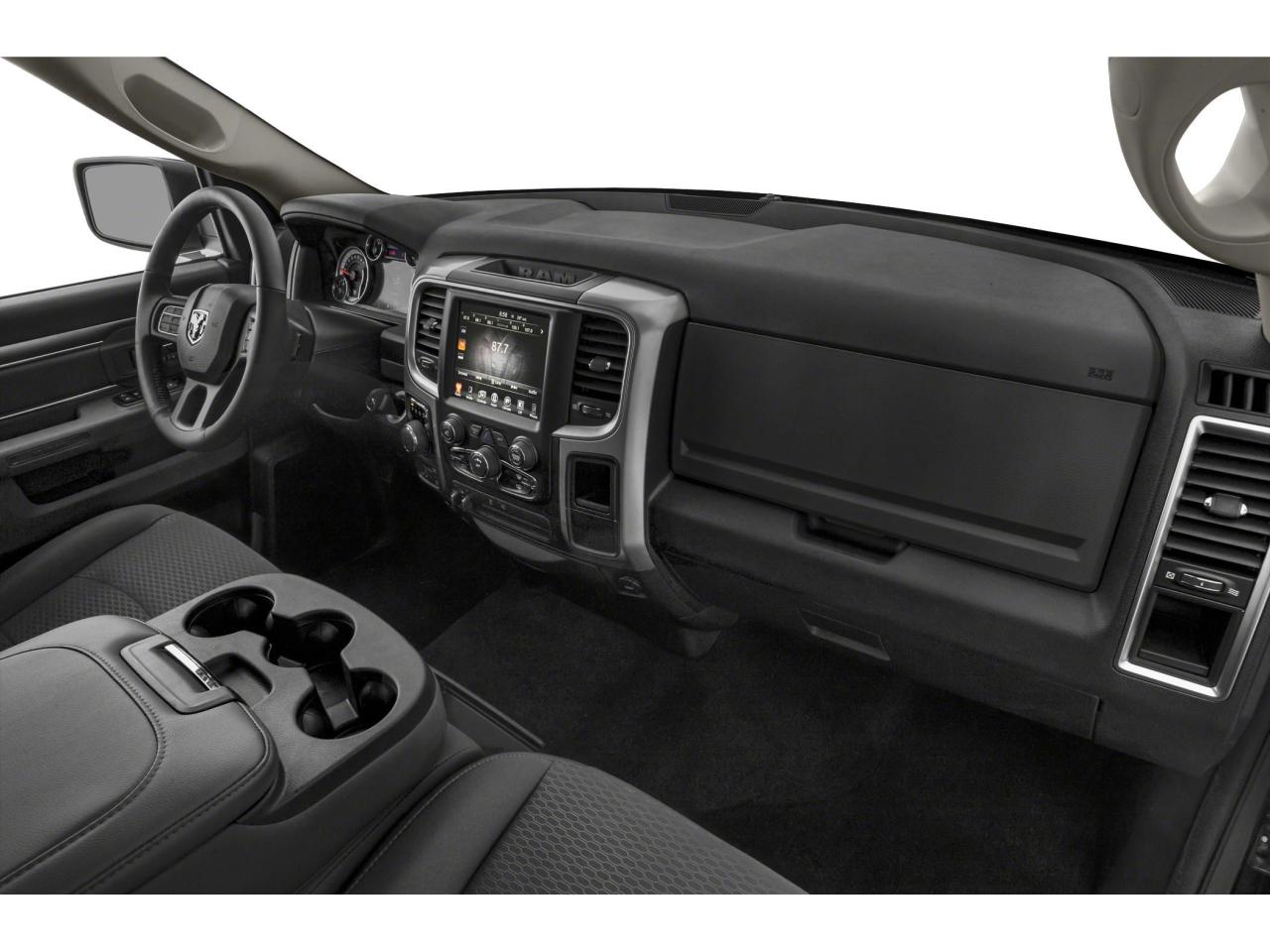 2023 RAM 1500 Classic WARLOCK Photo5