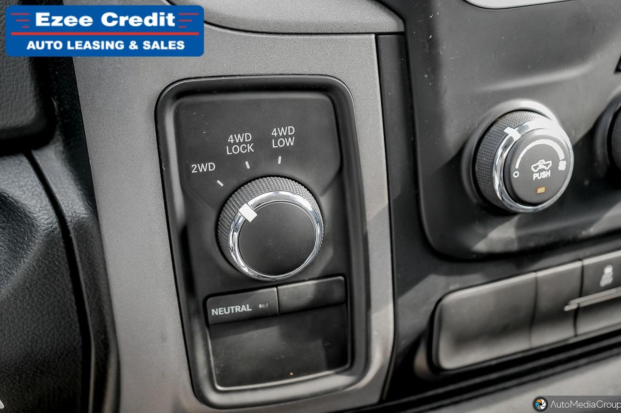 2017 RAM 1500 ST Photo21