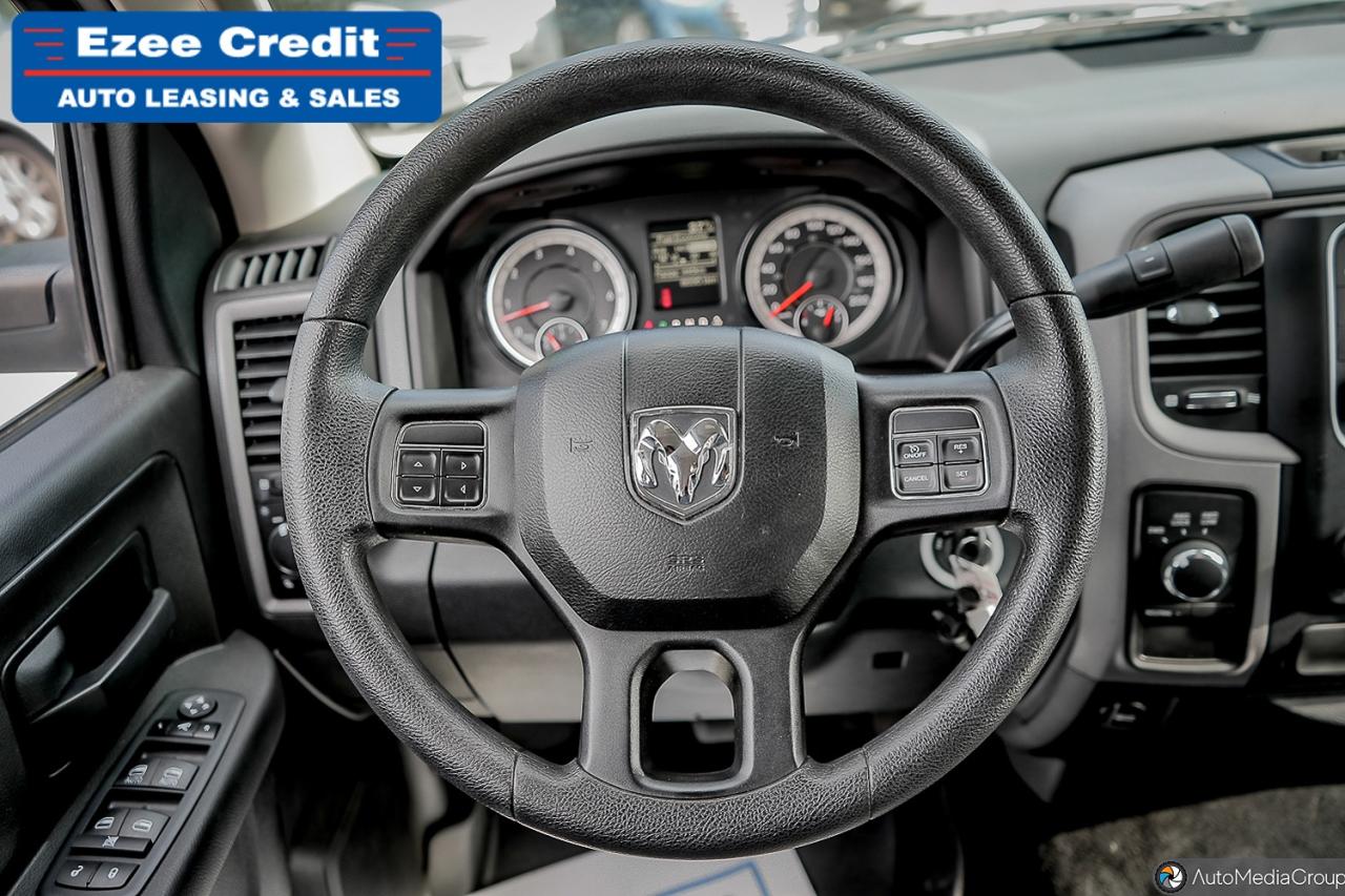 2017 RAM 1500 ST Photo16