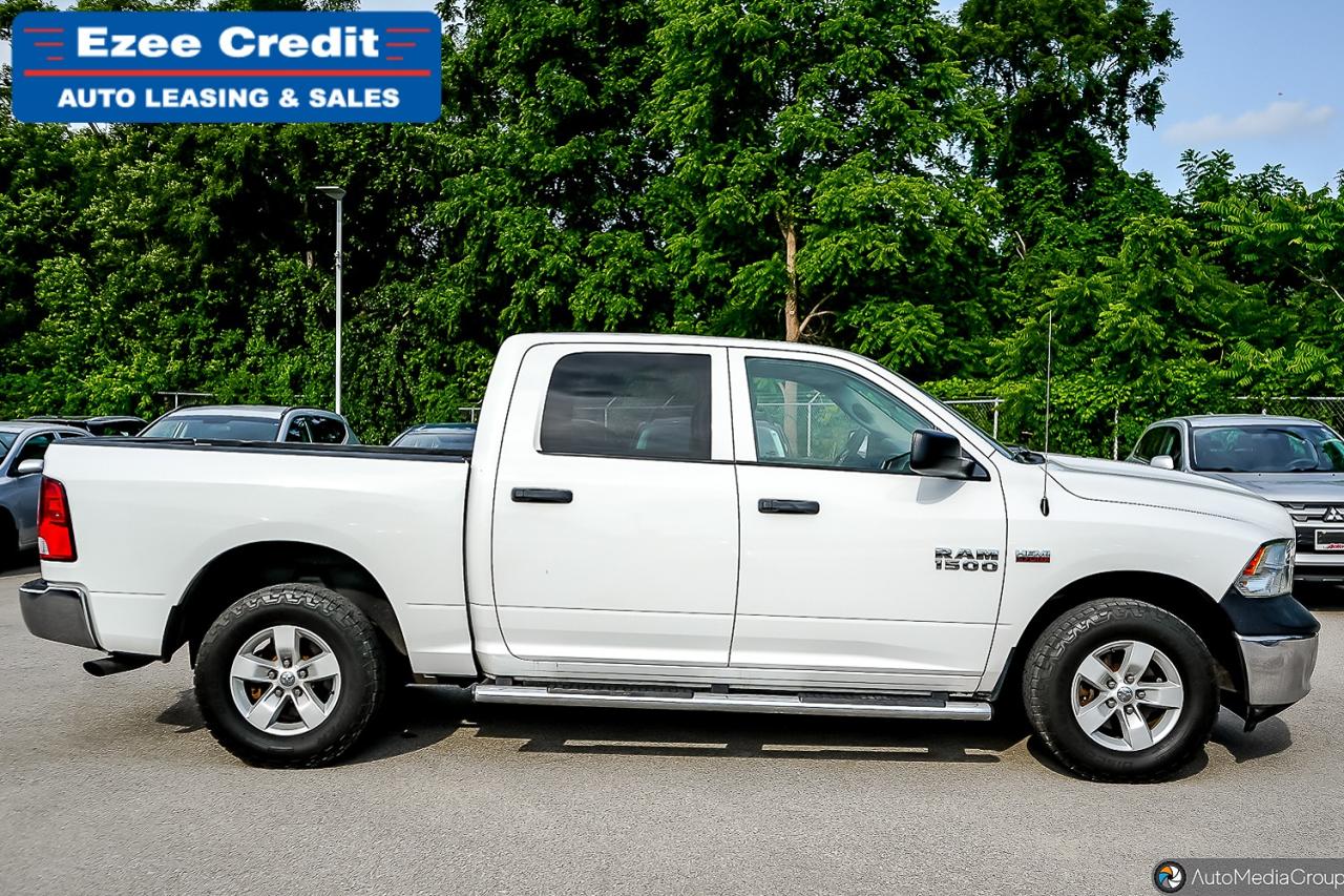 2017 RAM 1500 ST Photo3