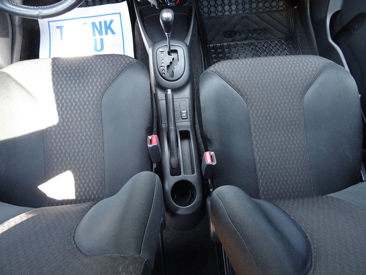 2008 Toyota Yaris RS - Photo #11