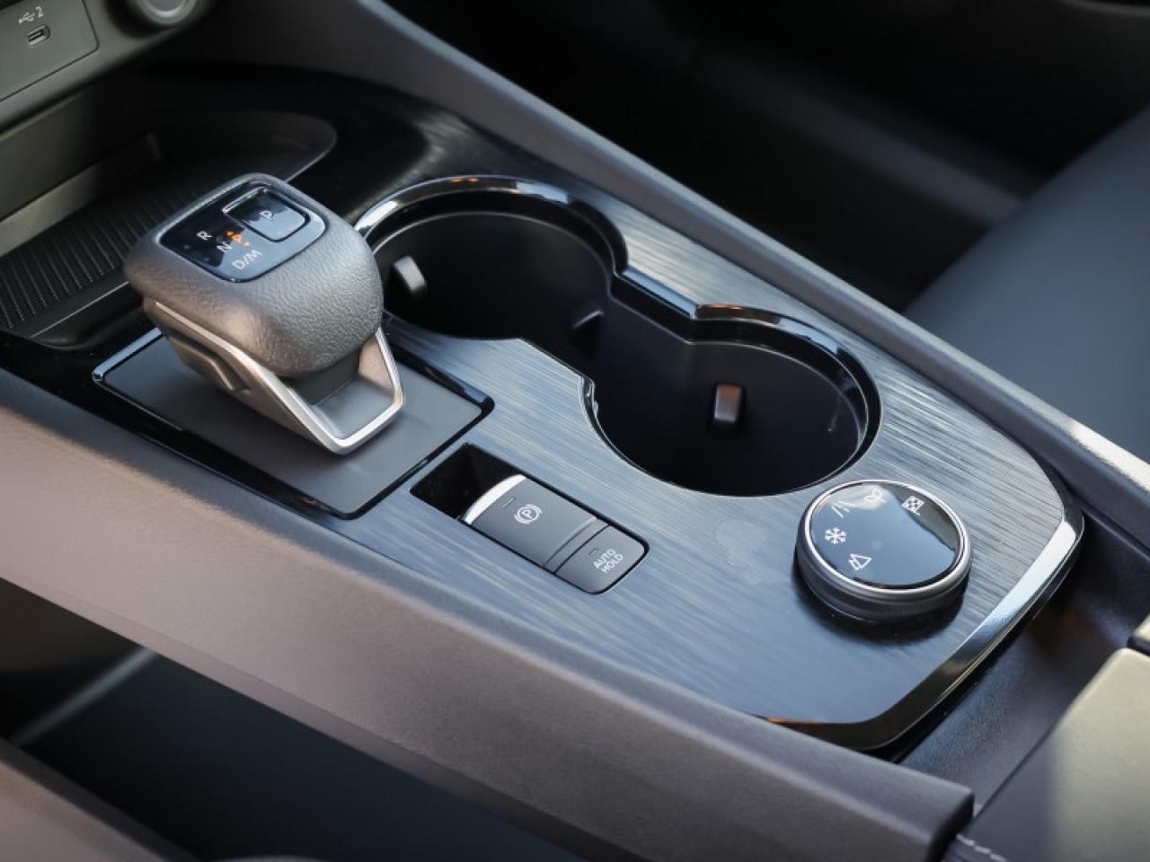 2025 Nissan Rogue Midnight Edition  - Moonroof Photo