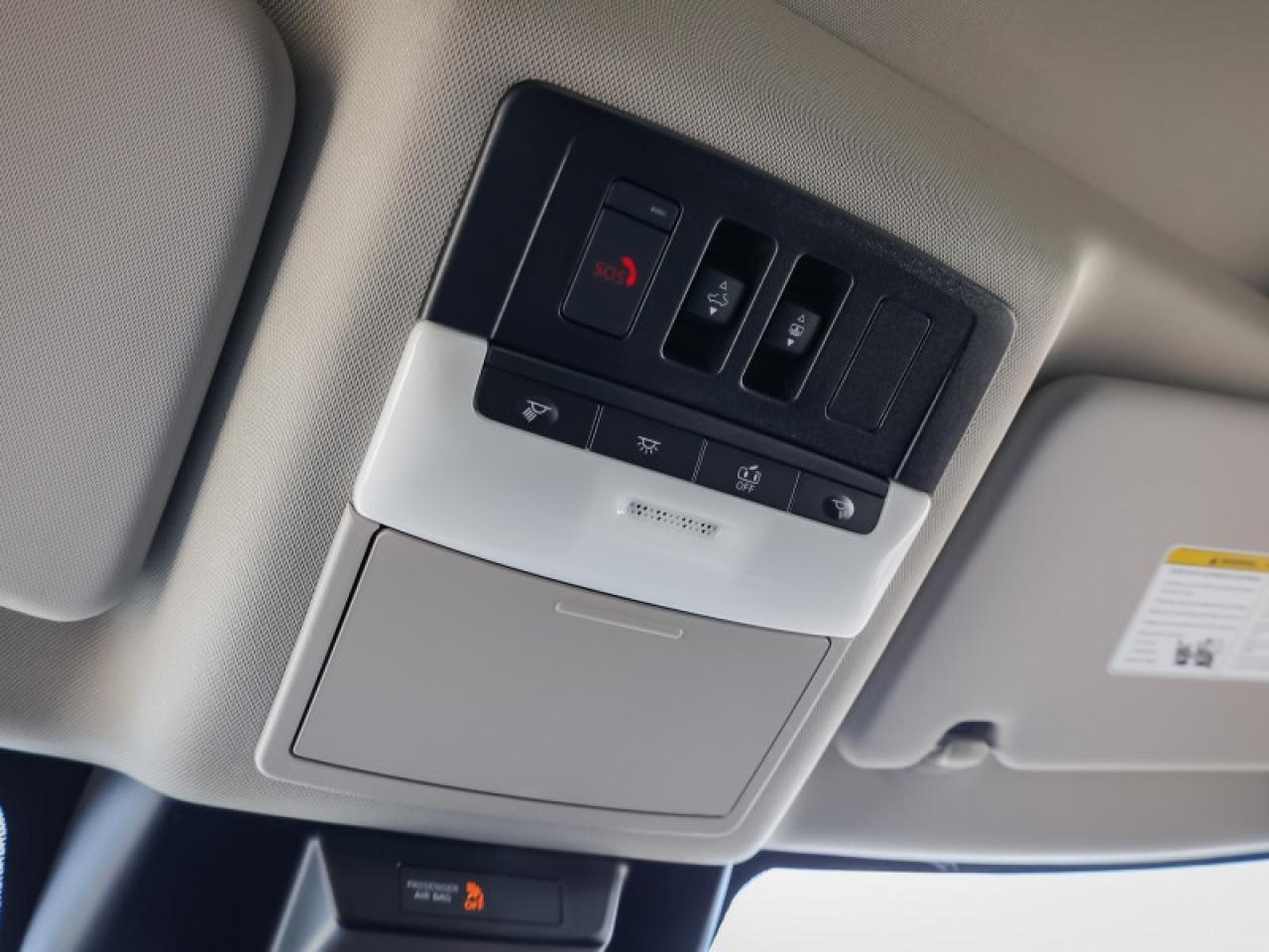 2025 Nissan Rogue Midnight Edition  - Moonroof Photo