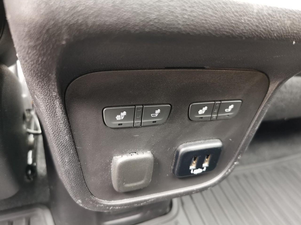 2018 Chevrolet Equinox Premier - Photo #19