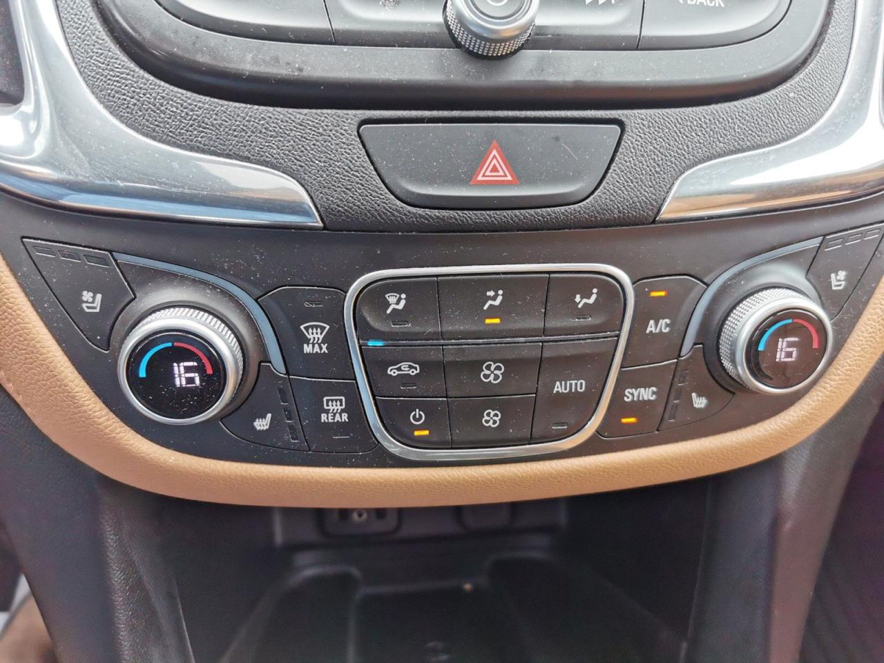 2018 Chevrolet Equinox Premier - Photo #29