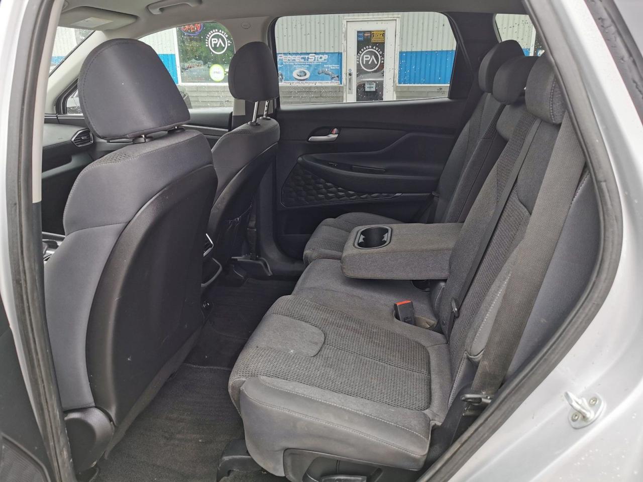 2019 Hyundai Santa Fe SE - Photo #20