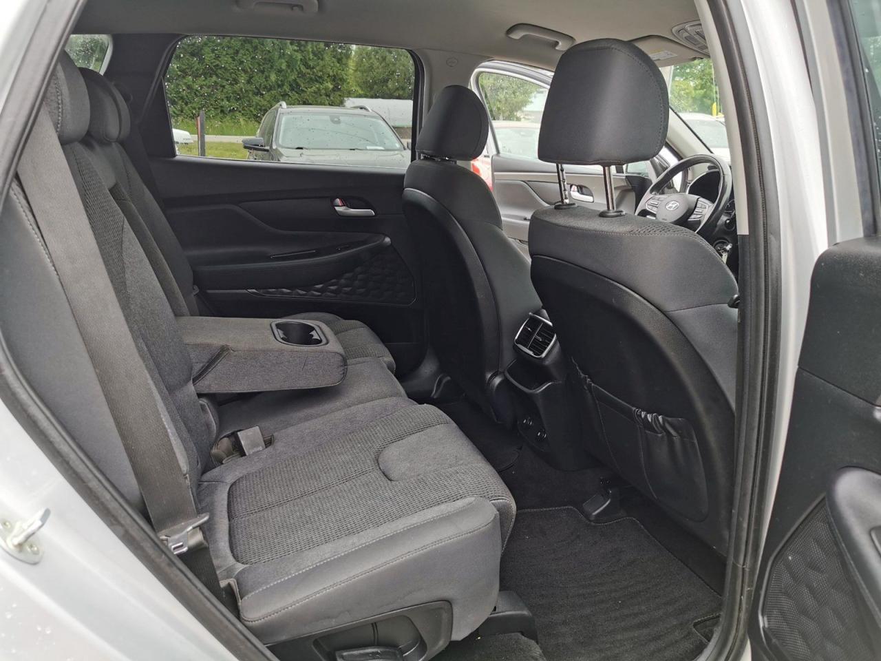 2019 Hyundai Santa Fe SE - Photo #24
