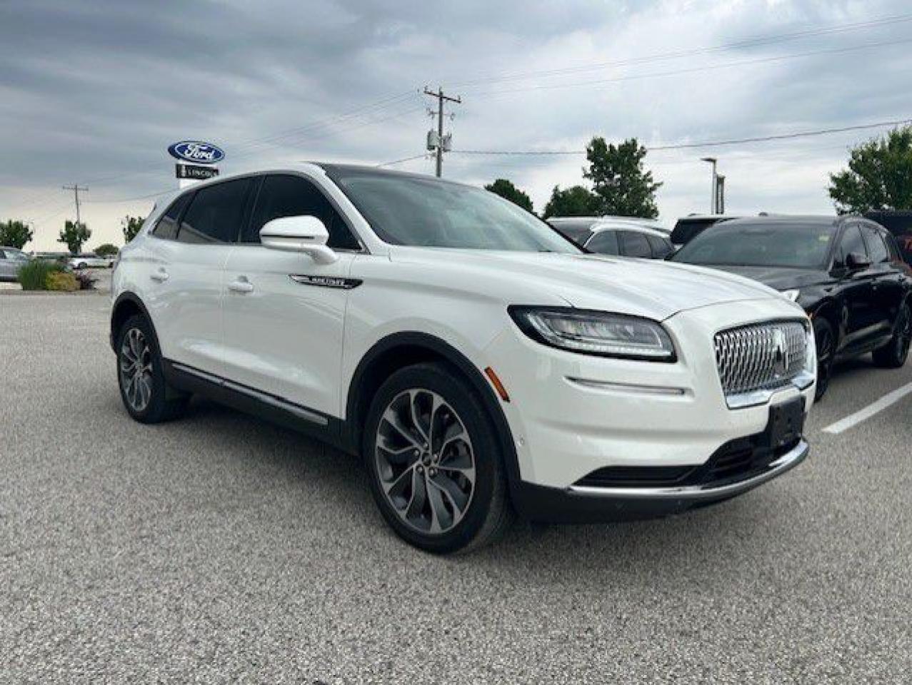 Used 2022 Lincoln Nautilus Reserve AWD for sale in Watford, ON
