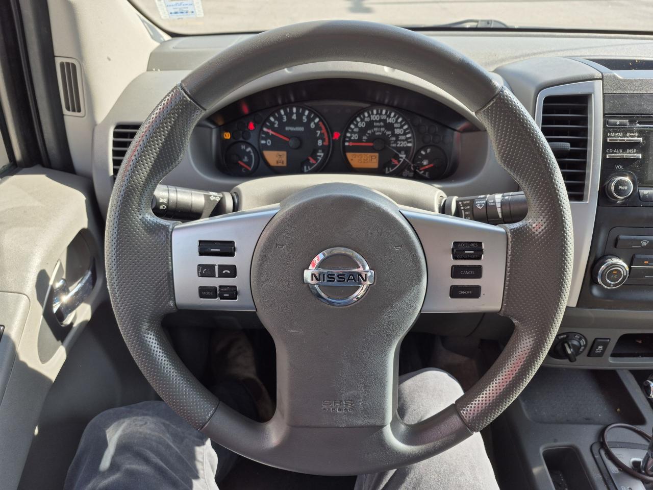 2013 Nissan Frontier SV Photo20