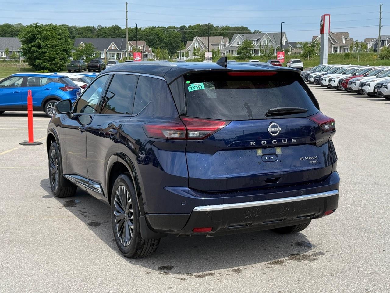 2025 Nissan Rogue AWD Platinum Photo