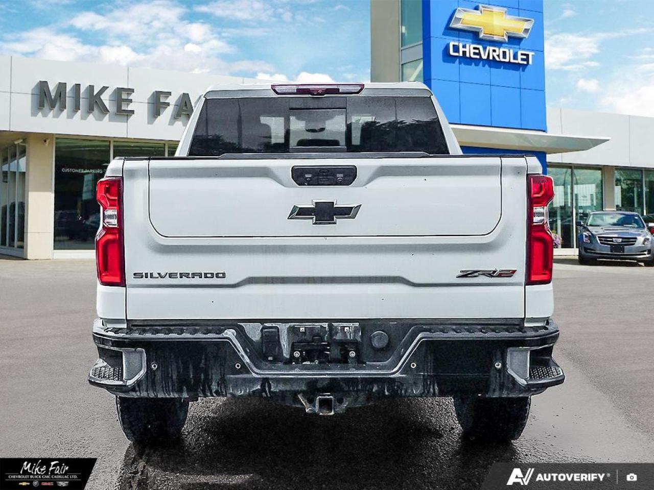 2022 Chevrolet Silverado 1500 ZR2 sunroof,rain sense wipers,heated front seats/outside mirrors/steering wheel,HD surround vision Photo