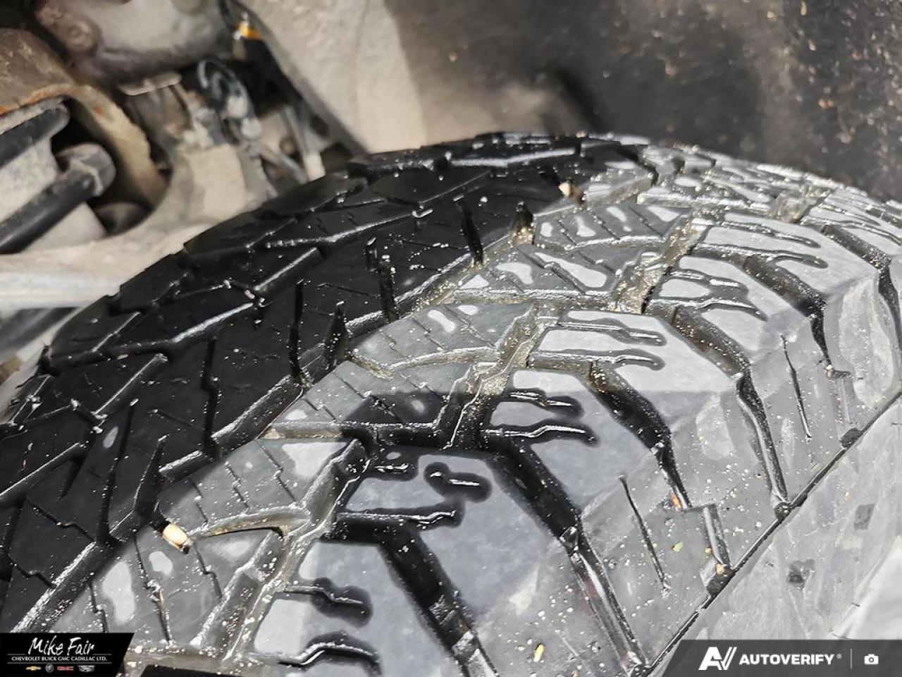 2022 Chevrolet Silverado 1500 ZR2 sunroof,rain sense wipers,heated front seats/outside mirrors/steering wheel,HD surround vision Photo