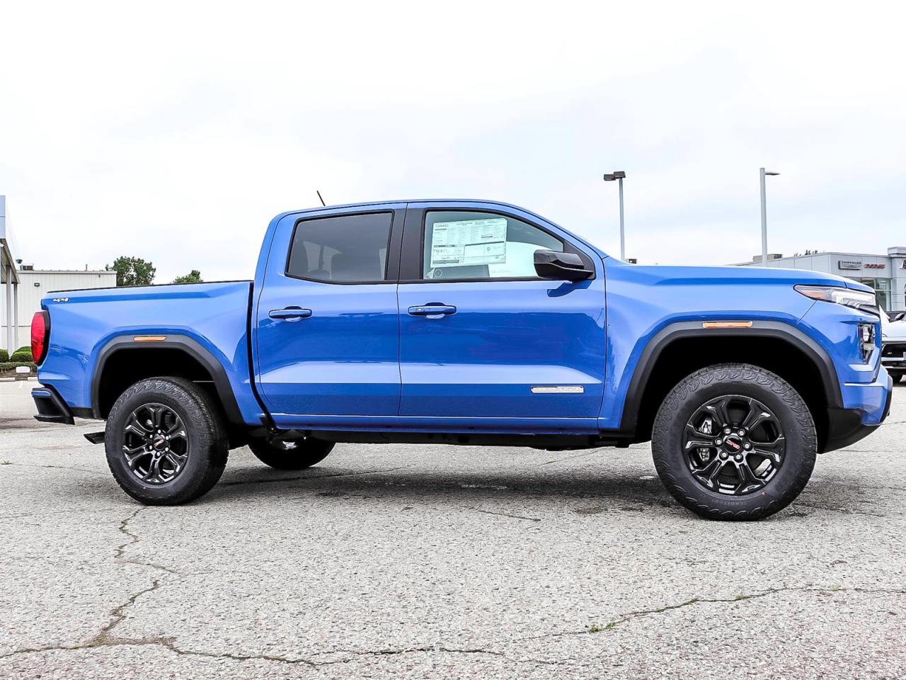 2025 GMC Canyon Elevation Photo2