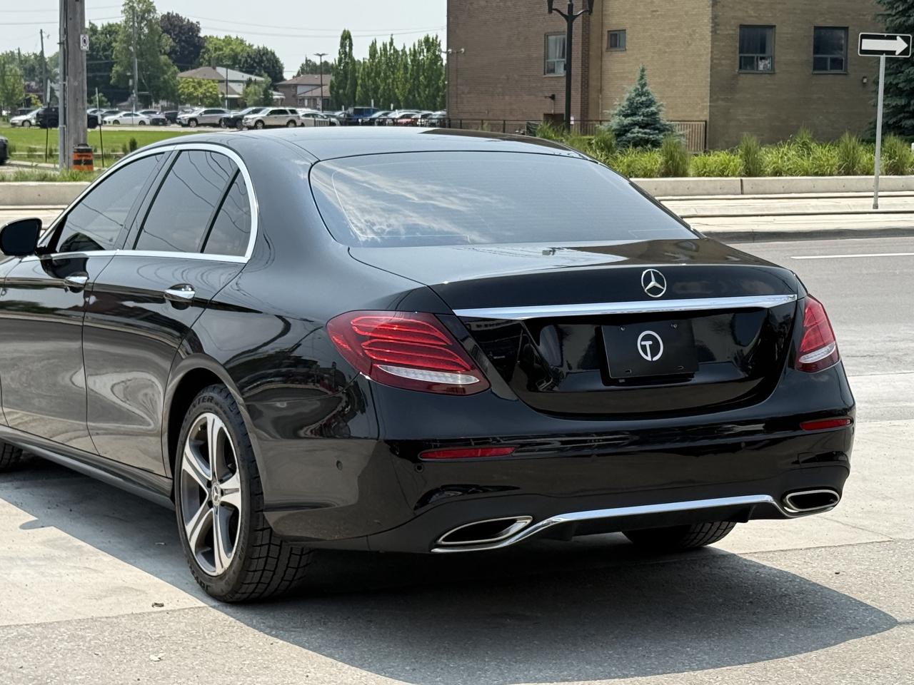 2018 Mercedes-Benz E-Class 300 | PREMIUM | PANO | BURMESTER | LOADED - Photo #15