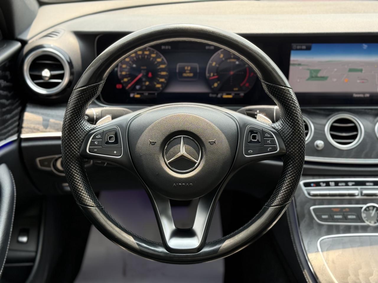 2018 Mercedes-Benz E-Class 300 | PREMIUM | PANO | BURMESTER | LOADED - Photo #22